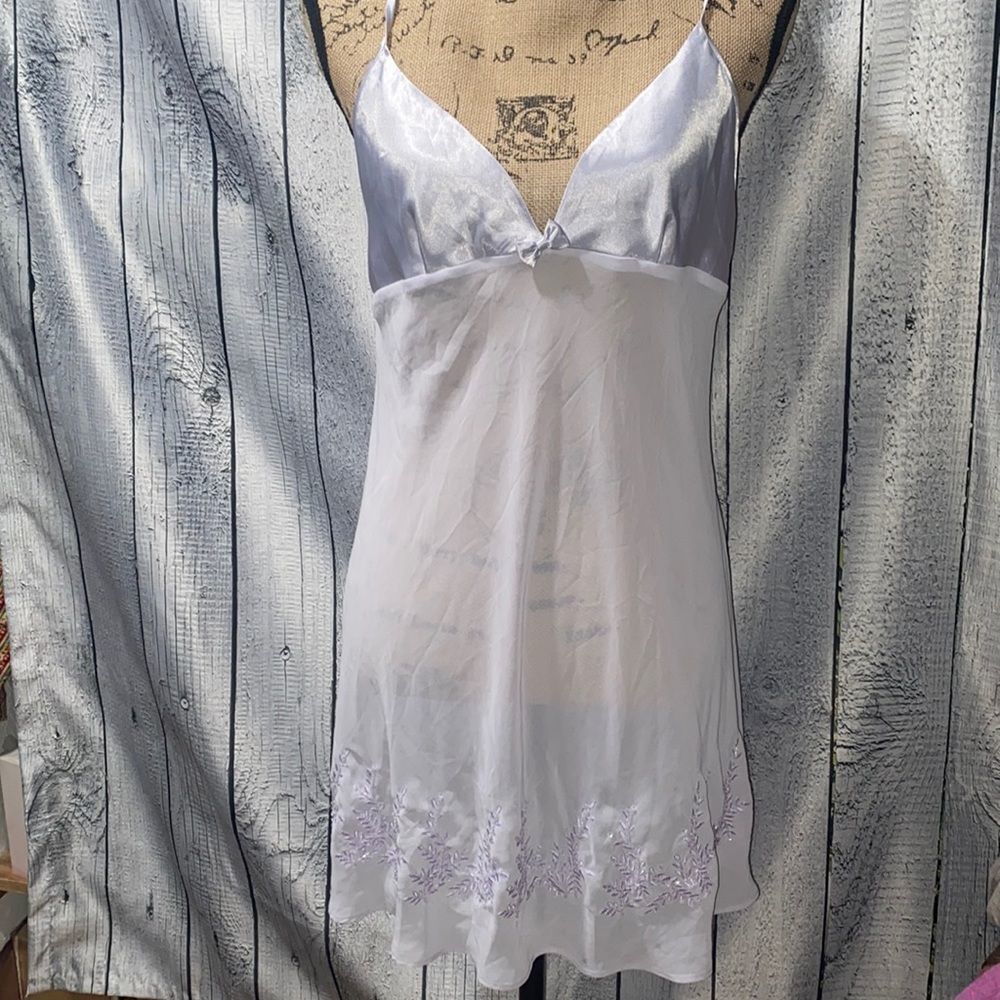 Ivy & Annabelle Vintage Light Lavender Slip/Nighty Women size Medium